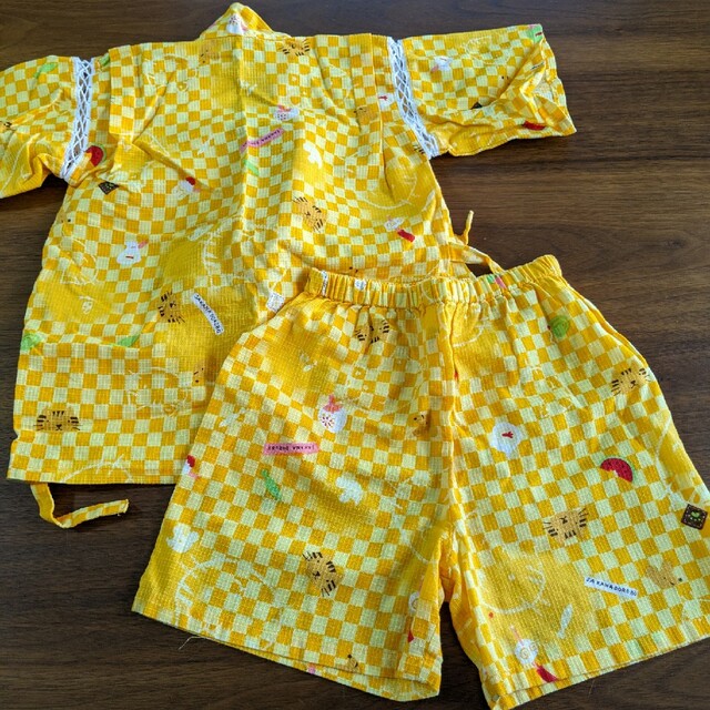 子ども服　甚平　90 キッズ/ベビー/マタニティのキッズ服女の子用(90cm~)(甚平/浴衣)の商品写真