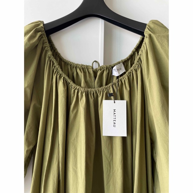 新品タグ付き MATTEAU パフスリーブドレス