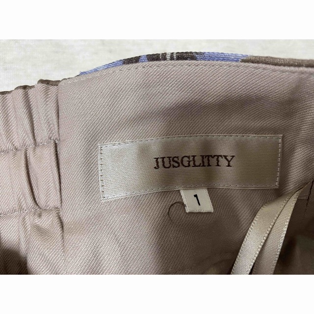 JUSGLITTY(ジャスグリッティー)のJUSGLITTY オパールフラワースカート レディースのスカート(ロングスカート)の商品写真