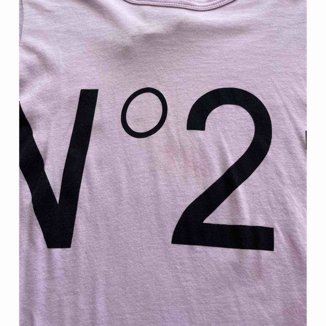 N°21(ヌメロヴェントゥーノ)のヌメロヴェントゥーノ n°21  tシャツ レディースのトップス(Tシャツ(半袖/袖なし))の商品写真