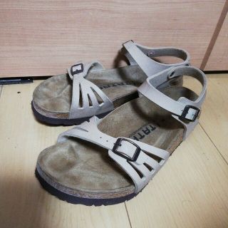 ビルケンシュトック(BIRKENSTOCK)の人気モデル【ビルケンシュトックTATAMI】「イグアス」レザーストラップサンダル(サンダル)