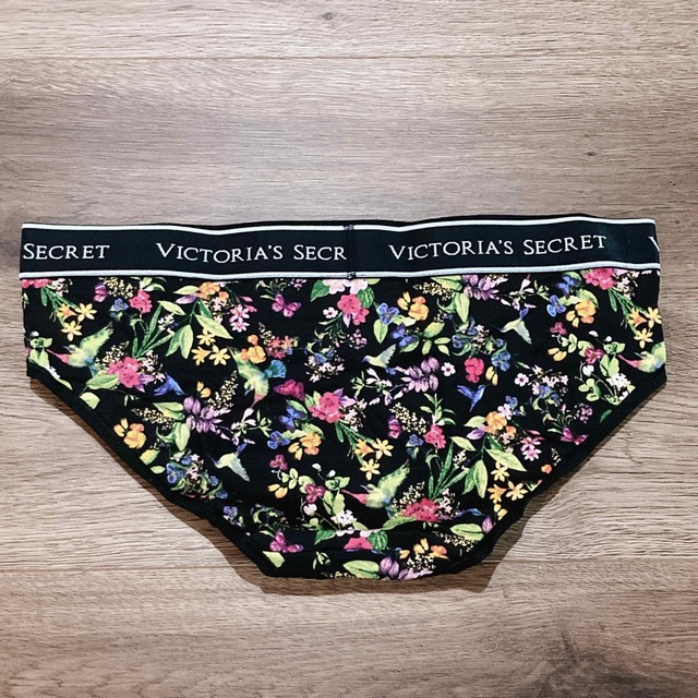 Victoria's Secret(ヴィクトリアズシークレット)のロゴコットンヒップハング♡バードオブパラダイス レディースの下着/アンダーウェア(ショーツ)の商品写真