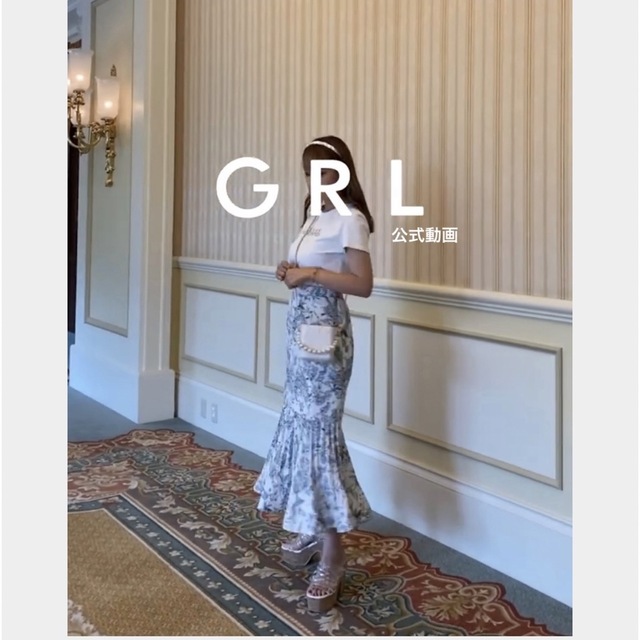 GRL(グレイル)の美品 GRL グレイル　花柄プリーツ切替マーメイドスカート[al111] レディースのスカート(ロングスカート)の商品写真