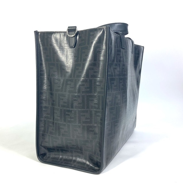 FENDI(フェンディ)のフェンディ FENDI ズッカ ショッパー 7VA390 肩掛け ショルダーバッグ カバン トートバッグ コーティングキャンバス ブラック メンズのバッグ(トートバッグ)の商品写真