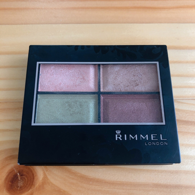 RIMMEL(リンメル)のリンメル ロイヤルヴィンテージ アイズ 020 コスメ/美容のベースメイク/化粧品(アイシャドウ)の商品写真