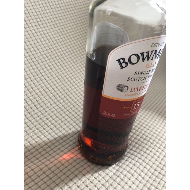 サントリー(サントリー)のBOWMORE ボウモア 15年 ダーケスト シェリーカスク ウイスキー  食品/飲料/酒の酒(ウイスキー)の商品写真