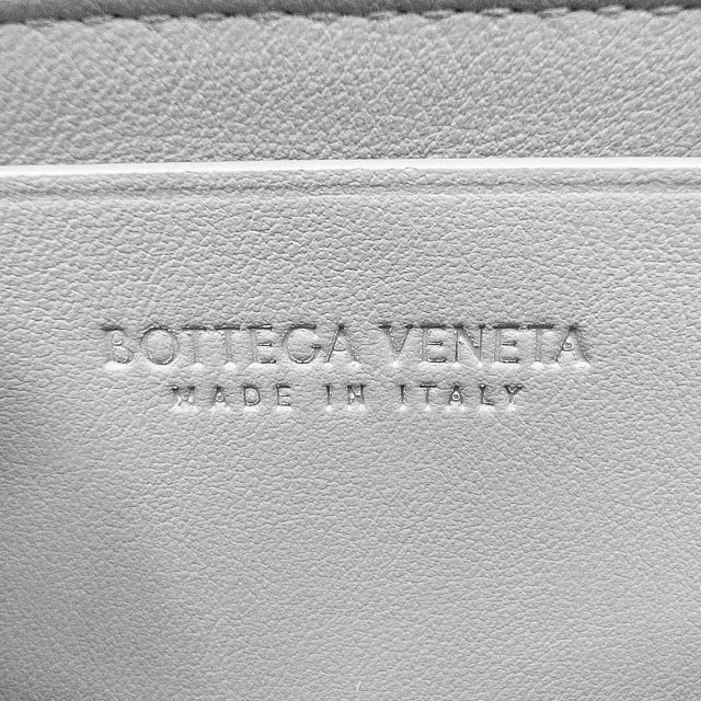 Bottega Veneta 美品 財布 パテントレザー マキシイントレチャート