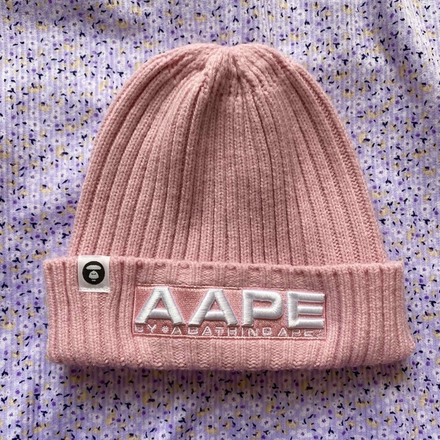 AAPE BY A BATHING APE(エーエイプバイアベイシングエイプ)のAAPE BY A BATHING APE ビーニー　ニット帽　y2k レディースの帽子(ニット帽/ビーニー)の商品写真