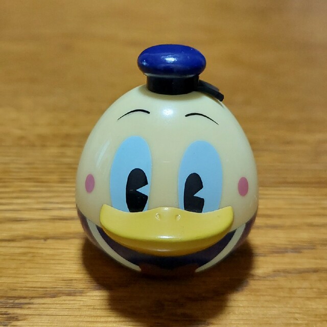 Disney - ディズニー ドナルドダック フィギュア 置物 陶器 おまけ付の