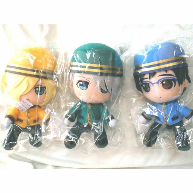 Gift ユーリ!!! on ICE ぬいぐるみ ホテルマンver全3種セット Gift ユーリ!!! on ICE ぬいぐるみ ホテルマンver全3種セット