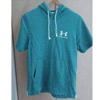 アンダーアーマー(UNDER ARMOUR)の半袖パーカー(Tシャツ/カットソー(半袖/袖なし))