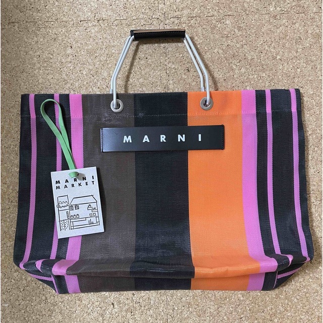 Marni(マルニ)のMARNI MARKET マルニ　カゴバッグ　ストライプ レディースのバッグ(トートバッグ)の商品写真