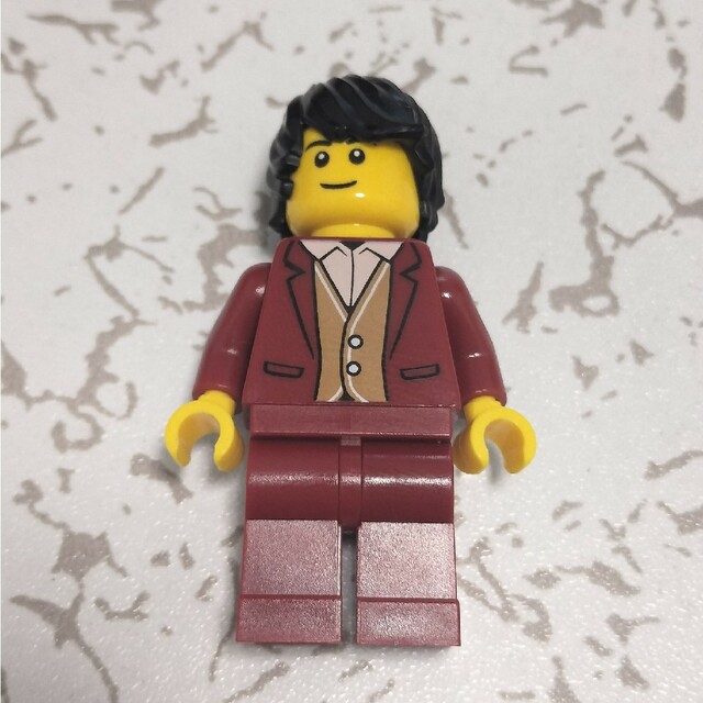 Lego(レゴ)のレゴ　ミニフィグ　男の子　スーツ エンタメ/ホビーのフィギュア(その他)の商品写真