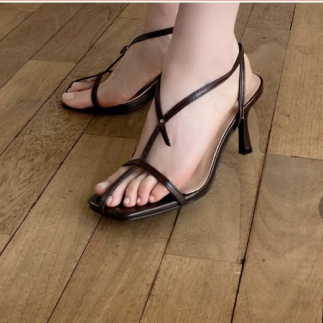 masion celon　thin strap cross sandal レディースの靴/シューズ(サンダル)の商品写真