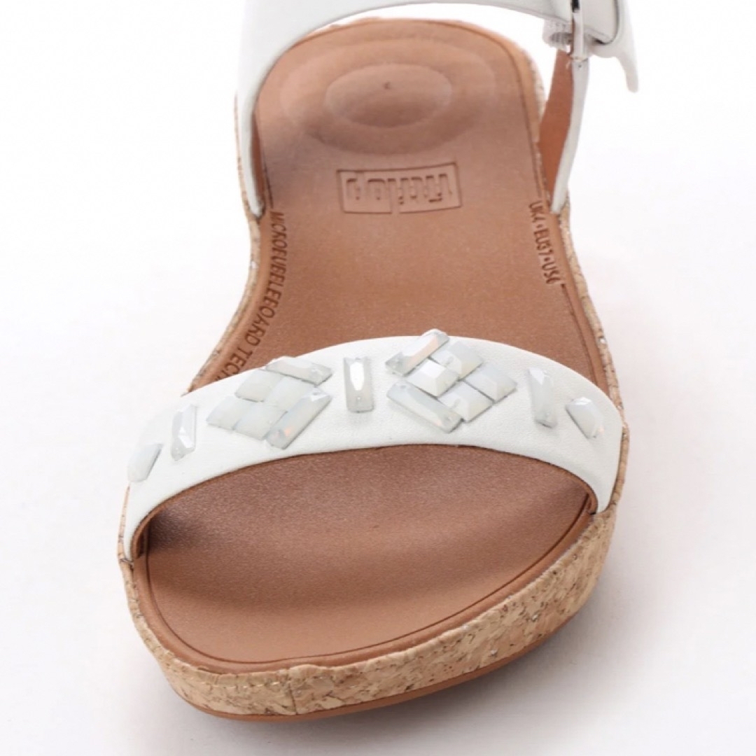 fitflop(フィットフロップ)の新品✨ 未使用　定価24,700円　fitflop　サンダル ホワイト　大特価 レディースの靴/シューズ(サンダル)の商品写真