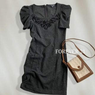 フォーエバートゥエンティーワン(FOREVER 21)の【人気♡】　FOREVER 21　袖コンシャス　ビジュータイトドレスワンピース(ひざ丈ワンピース)