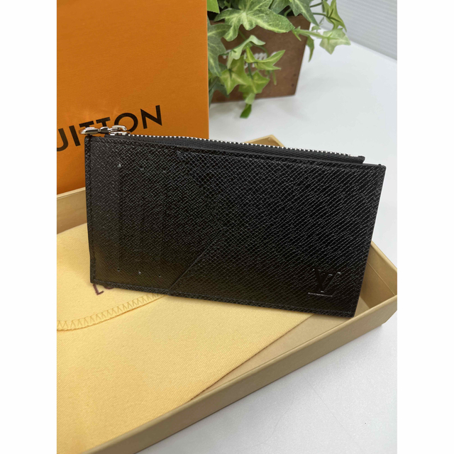 【美品】LOUIS VUITTON フラグメントケース タイガ