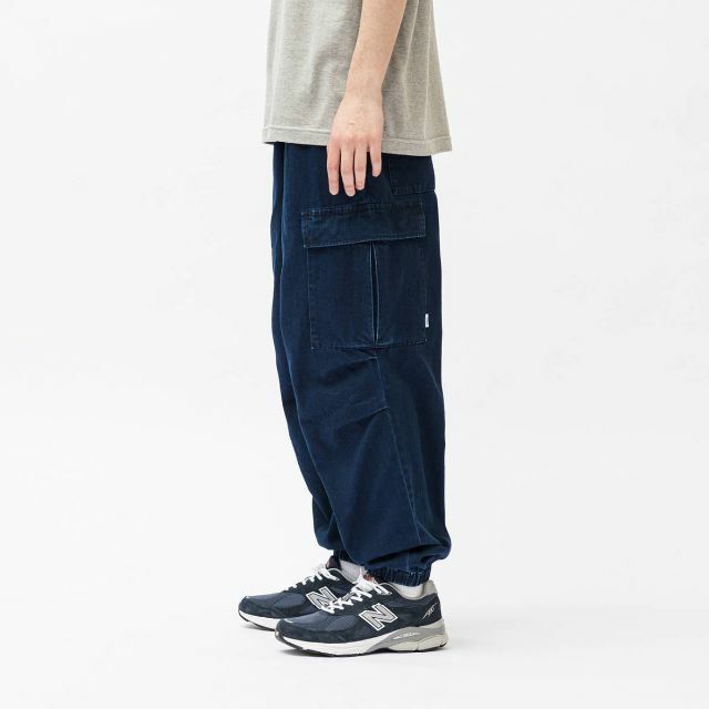 W)taps(ダブルタップス)のL MILT2001 TROUSERS COTTON. DENIM Indigo メンズのパンツ(デニム/ジーンズ)の商品写真