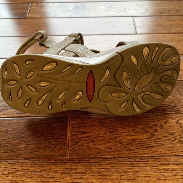 MBT サンダル レディースの靴/シューズ(サンダル)の商品写真