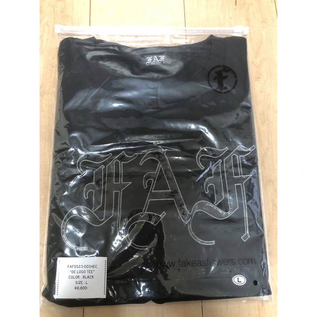 fake ass flowers OEロゴTシャツ Lサイズの通販 by nairobi's fake ass flowers OEロゴTシャツ Lサイズの通販 by nairobi's
