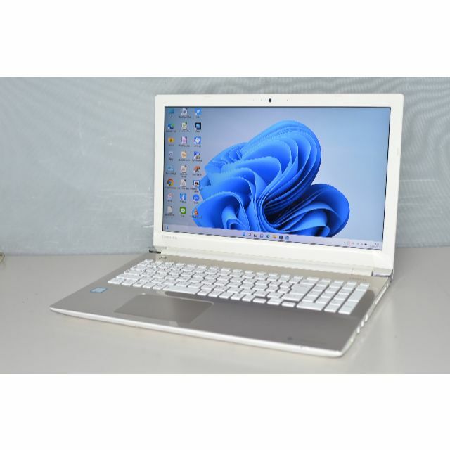 東芝 T65/EG core i7-7500U/メモリ8GB/SSD512GB