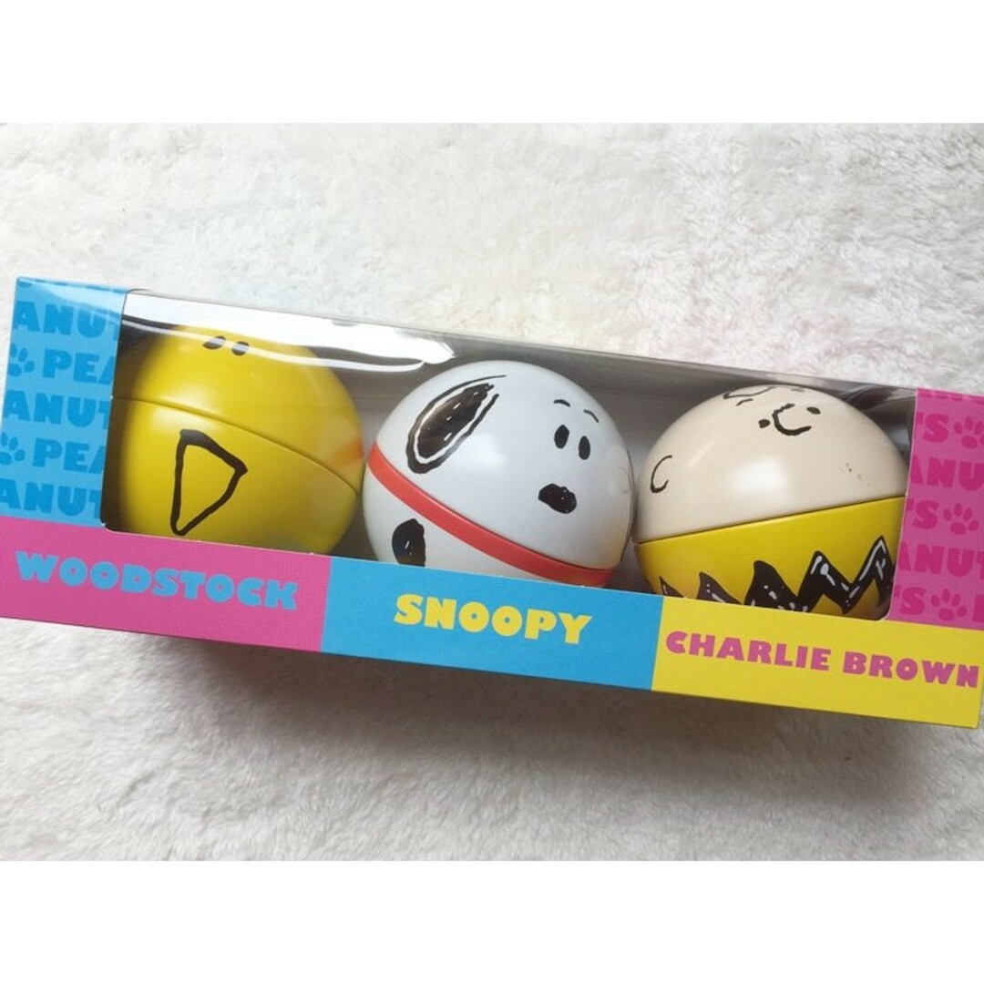 SNOOPY(スヌーピー)のUSJ スヌーピー アソートチョコレートクランチ 食品/飲料/酒の食品(菓子/デザート)の商品写真