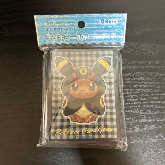 ポケモンカード　デッキシールド　イーブイポンチョ　ブラッキー