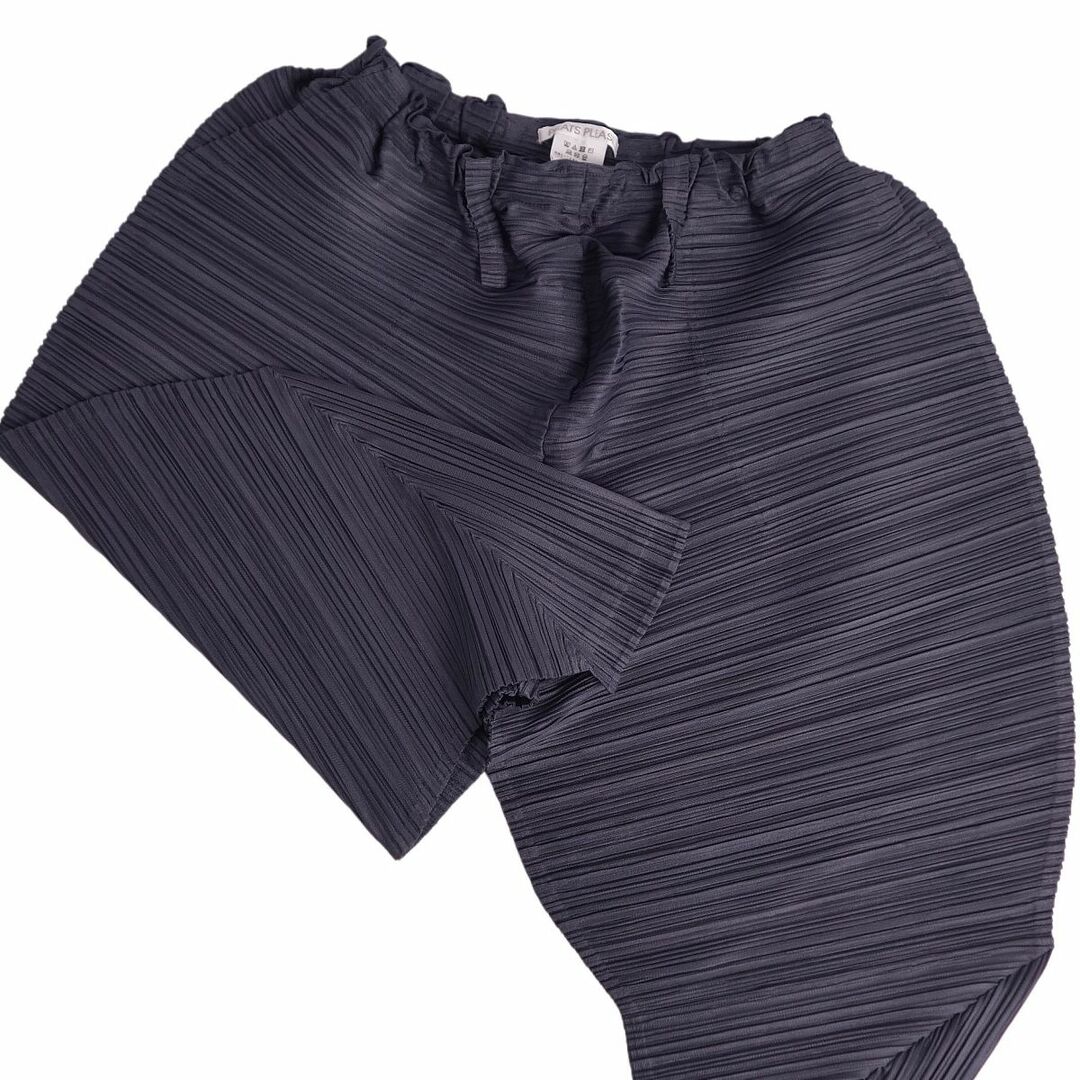 極美品 プリーツプリーズ イッセイミヤケ PLEATS PLEASE パンツ ハーフパンツ 横プリーツ 無地 ボトムス レディース 3(L相当) パープル