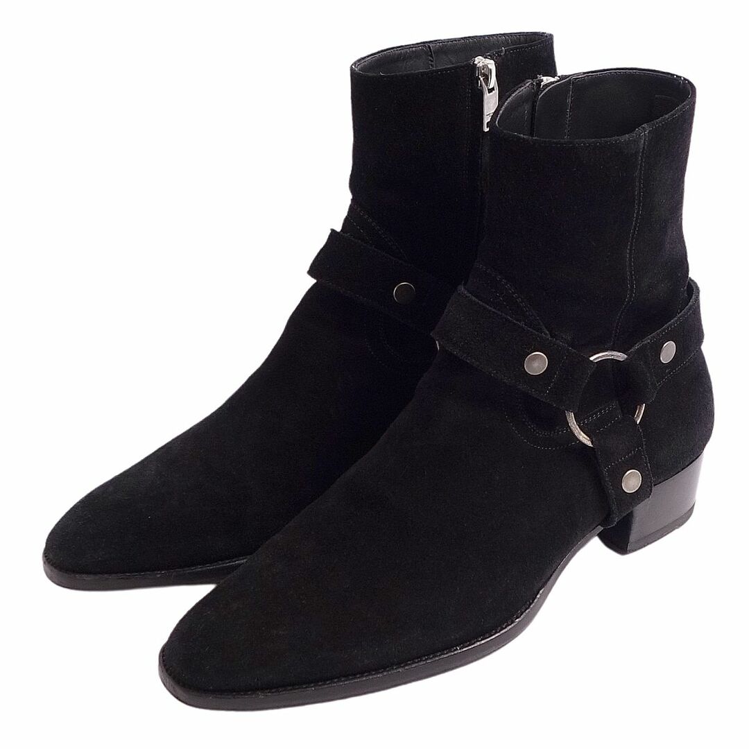 Saint Laurent(サンローラン)の美品 サンローラン パリ SAINT LAURENT PARIS ブーツ ショートブーツ WYATT HARNESS BOOTS ワイアットハーネスブーツ スウェードレザー シューズ メンズ 40(25cm相当) ブラック メンズの靴/シューズ(ブーツ)の商品写真