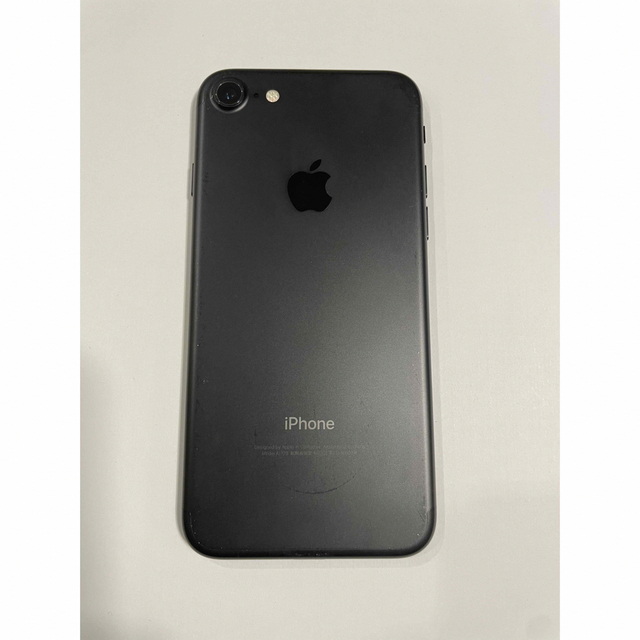 iPhone(アイフォーン)のiPhone7 32GB black スマホ/家電/カメラのスマートフォン/携帯電話(スマートフォン本体)の商品写真