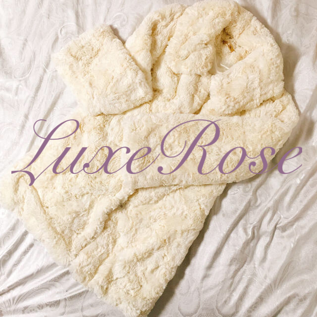 Luxe Rose(リュクスローズ)のLuxe Rose☆ふわふわコート レディースのジャケット/アウター(毛皮/ファーコート)の商品写真