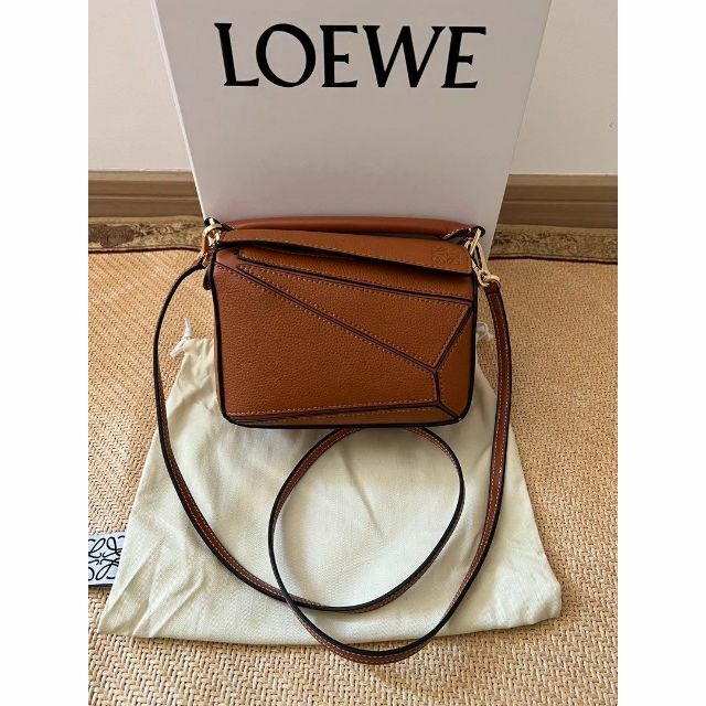 バッグ LOEWE ロエベ パズル ミニ 18cm 19380円 格安新品 | ORTHOVISECOM