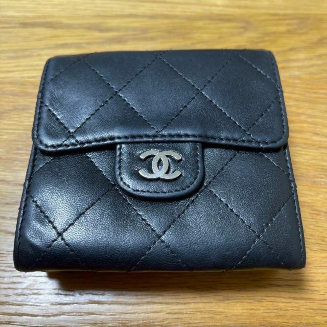 美品☆シャネル マトラッセ 三つ折り財布 フラップ Wホック ウォレット 黒