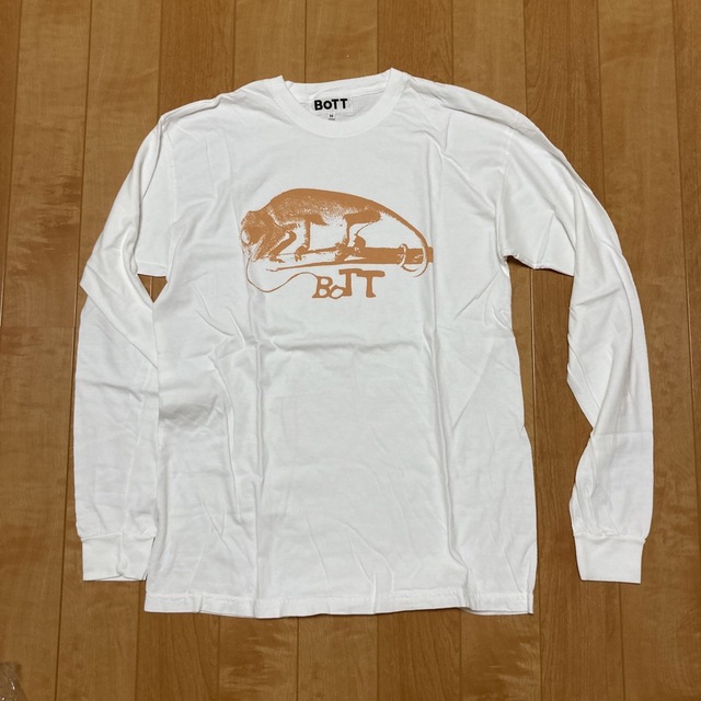 新品　bott ロンT  長袖Tシャツ