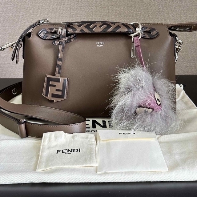 FENDI(フェンディ)のもそ様専用 レディースのバッグ(ショルダーバッグ)の商品写真