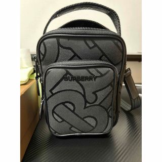 バーバリー(BURBERRY)のバーバリー　ボディバッグ　メンズ　美品　値下げ(ボディーバッグ)