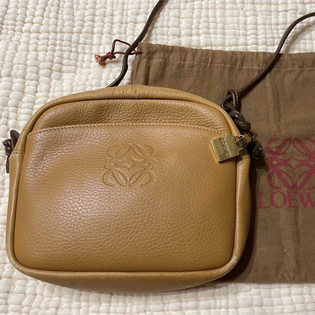 ロエベ LOEWE ショルダーバッグ 保存袋付き | フリマアプリ ラクマ