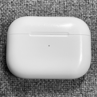 Apple - Apple AirPods Pro 充電ケースのみ 993