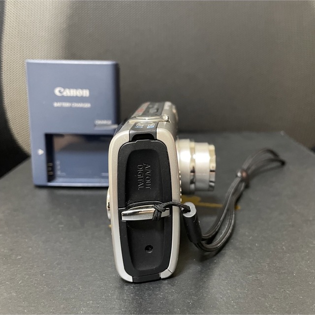 Canon(キヤノン)のCanon IXY DIGITAL 910 IS 動作確認済み スマホ/家電/カメラのカメラ(コンパクトデジタルカメラ)の商品写真