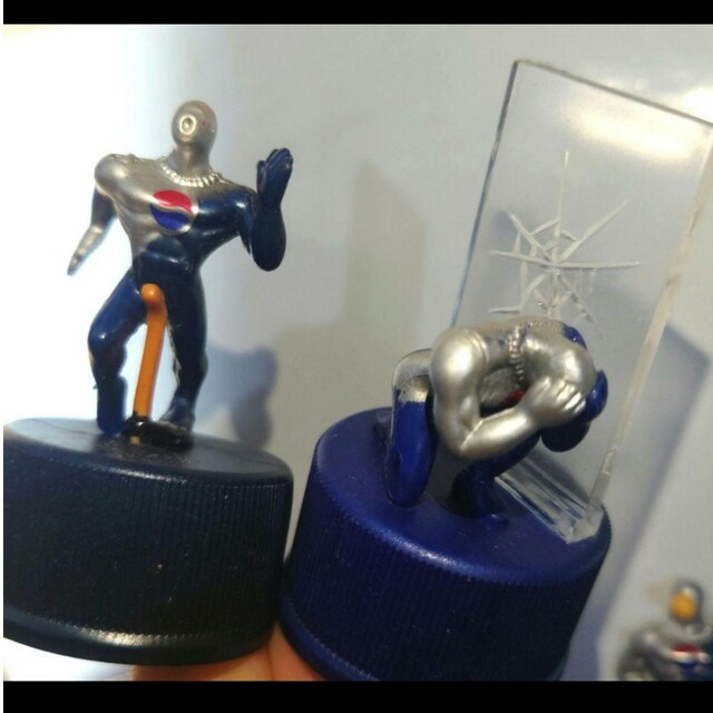 ペプシマンの限定ボトルキャップ10体セット(20年以上前当時物 ペプシマンの限定ボトルキャップ10体セット(20年以上前当時物