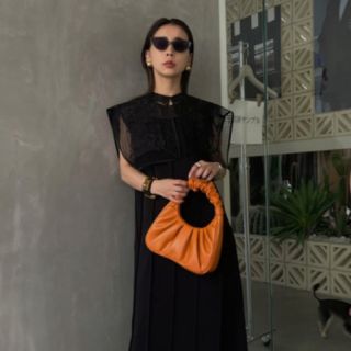 アメリヴィンテージ(Ameri VINTAGE)のお値下げ！ameri ドレス　CASSIE TRAPEZE DRESS  (ミディアムドレス)