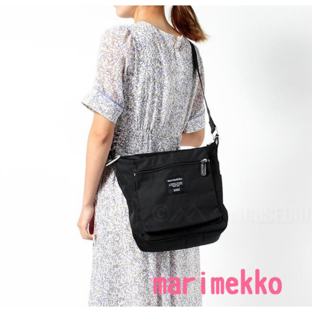 marimekko(マリメッコ)のmarimekko  マリメッコ　PAL  ショルダーバッグ　ブラック　パル　黒 レディースのバッグ(ショルダーバッグ)の商品写真