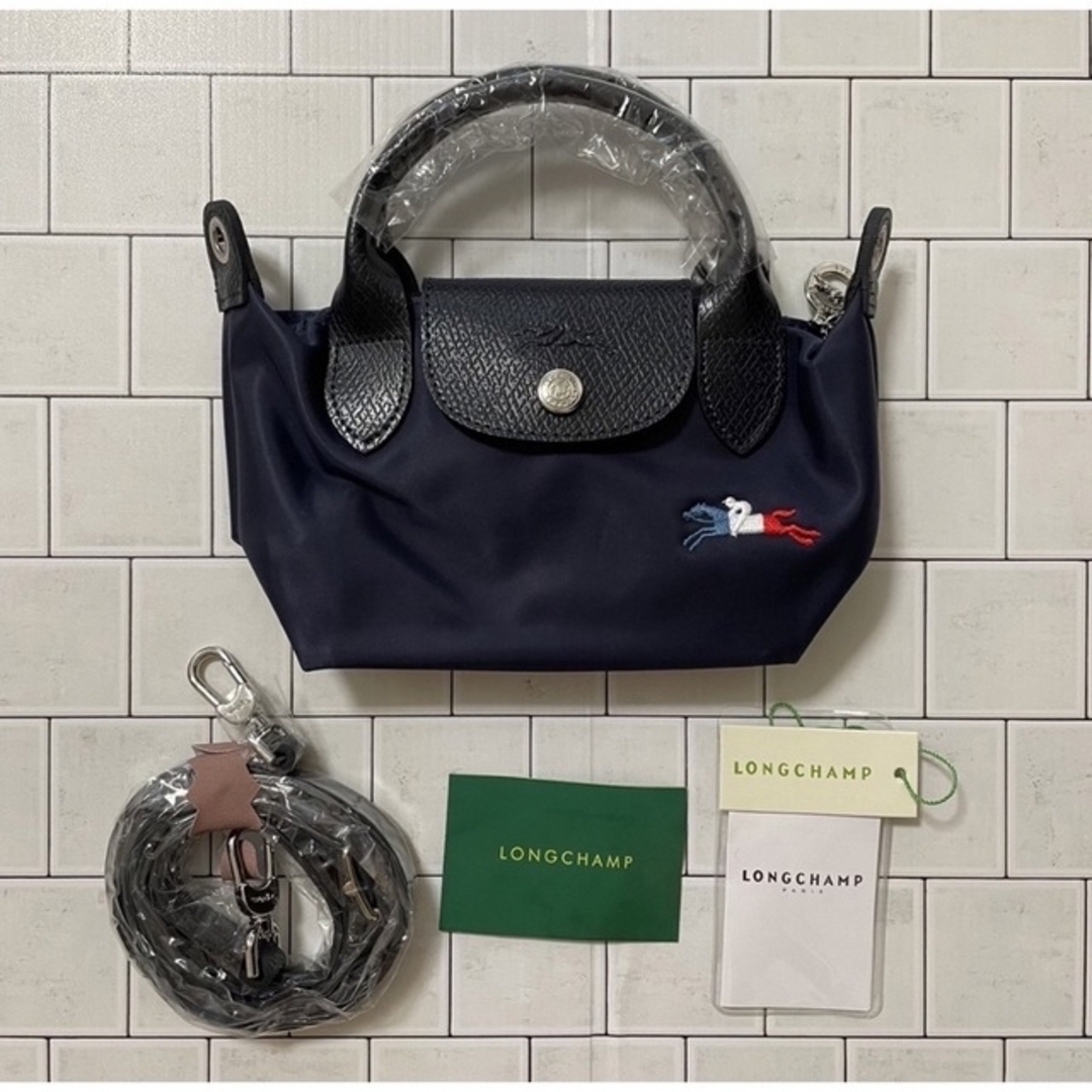 LONGCHAMP(ロンシャン)のLONGCHAMP ル・プリアージュ Club トートバックXS ネイビーパリ レディースのバッグ(トートバッグ)の商品写真