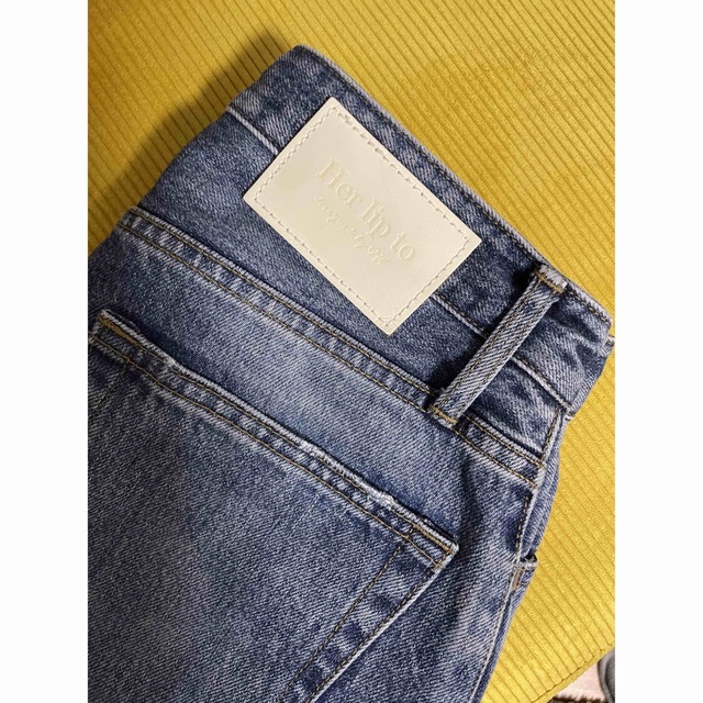 Her lip to(ハーリップトゥ)のHerlipto Tokyo High Rise Jeans  レディースのパンツ(デニム/ジーンズ)の商品写真