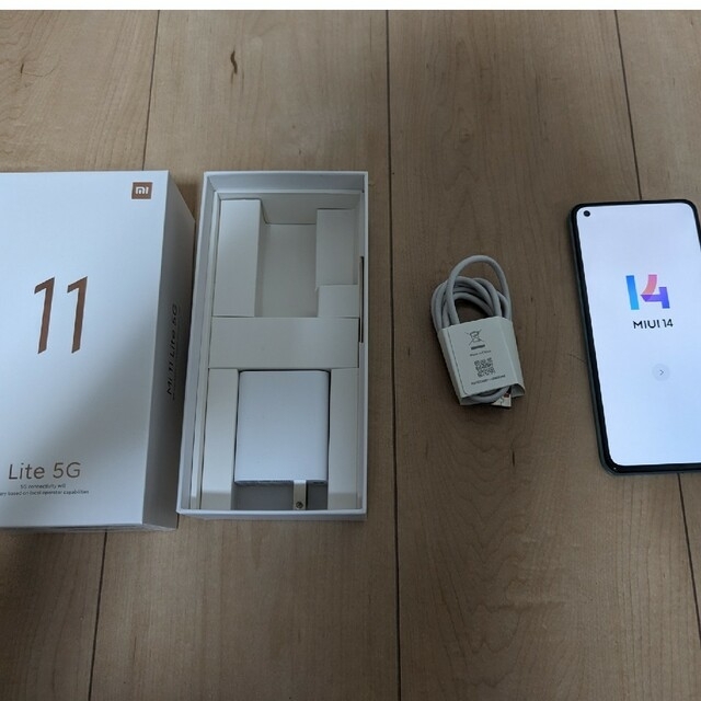 Xiaomi Mi 11 lite 5G　ミントグリーン