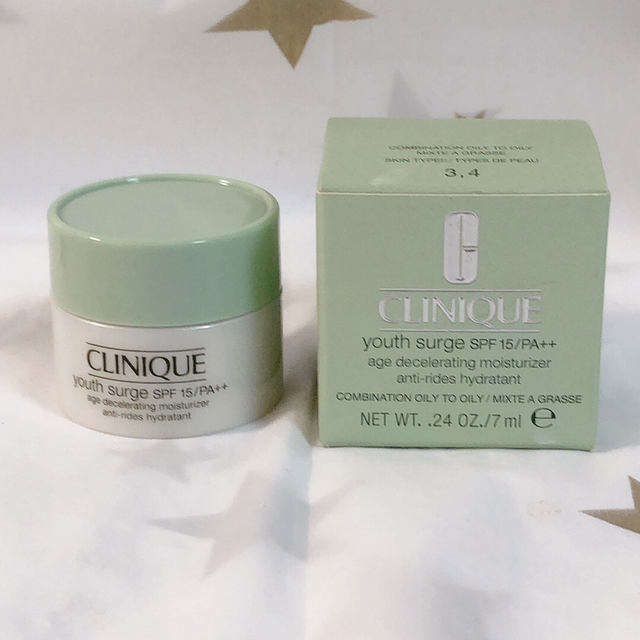 CLINIQUE(クリニーク)の2263/ クリニーク ユース サージ ディ 15   7ml コスメ/美容のスキンケア/基礎化粧品(フェイスクリーム)の商品写真