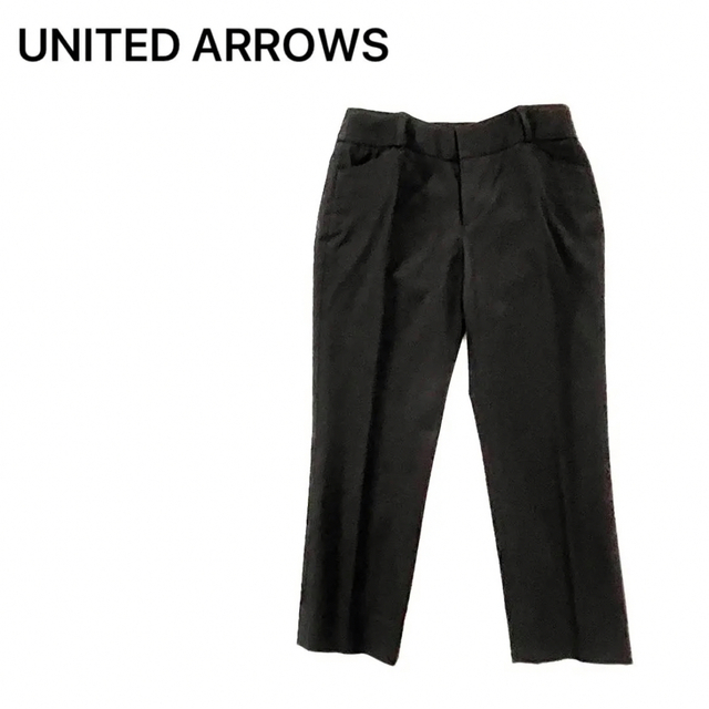 UNITED ARROWS(ユナイテッドアローズ)の美品✨UNITED ARROWS クロップド パンツ テーパード 黒 綿 34 レディースのパンツ(クロップドパンツ)の商品写真