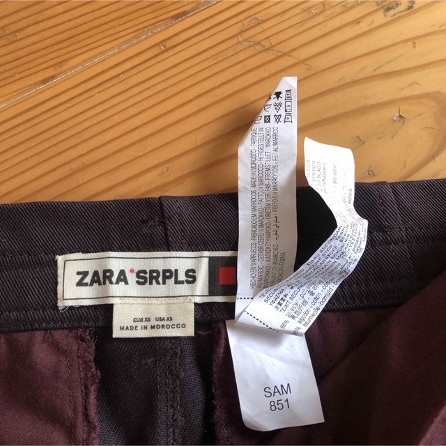 ZARA(ザラ)のZARA スカート　ほとんど新品！ レディースのスカート(ひざ丈スカート)の商品写真