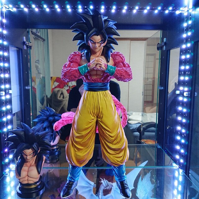 ドラゴンボール スーパーサイヤ人4 孫悟空 ガレージキット ドラゴンボール スーパーサイヤ人4 孫悟空 ガレージキット
