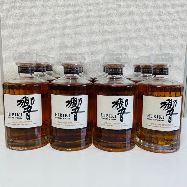 サントリー(サントリー)の【送料無料】響　ジャパニーズハーモニー　700ml  12本セット 食品/飲料/酒の酒(ウイスキー)の商品写真